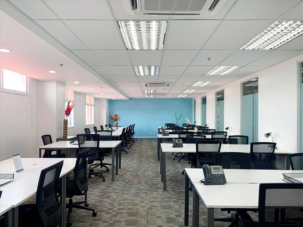 Regus — Topaz Tower Centre workspace view 3